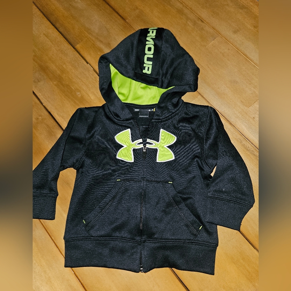 Under Armour Kids Black and Green Hoodie and Black Under Armour Pants 18 Months
